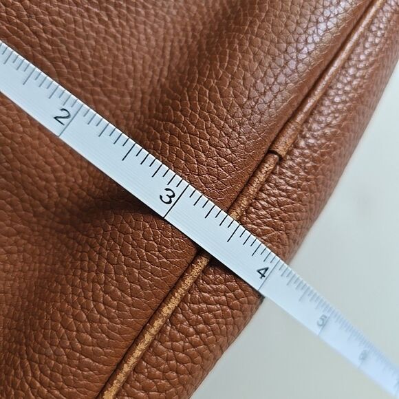 EUC Coach Sutton Hobo No. 35593 in Saddle Brown Pebbled Leather 12"x10"x3" - Picture 11 of 15